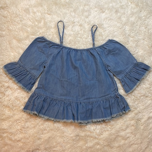 🦋BOHO DENIM OFF THE SHOULDERS KIDS TOP • FALLS CREEK SIZE LARGE 10/12🦋 - Picture 4 of 5